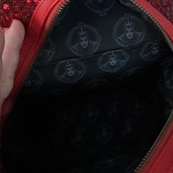 NWOT loungefly - Picture 5 of 5